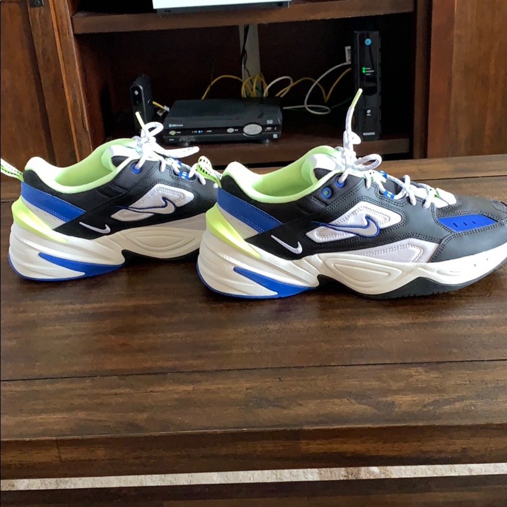Never worn Men’s 11.5 Nike Shoes